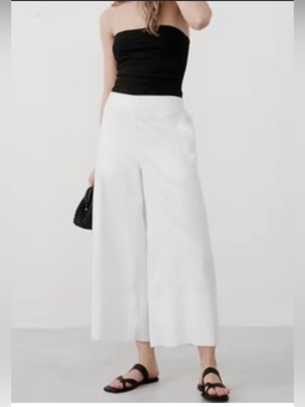 BANANA REPUBLIC